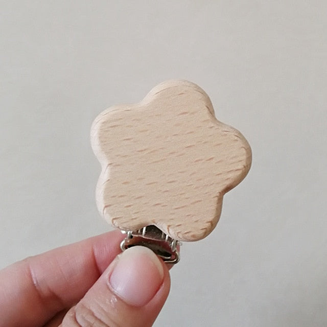1pc New Arrival Lovely Wooden Pacifier Clip Natural Beech Wood Baby Pacifier Clips Dummy Clips DIY Pacifier Chain Accessory