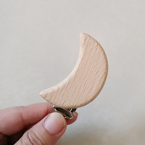 1pc New Arrival Lovely Wooden Pacifier Clip Natural Beech Wood Baby Pacifier Clips Dummy Clips DIY Pacifier Chain Accessory