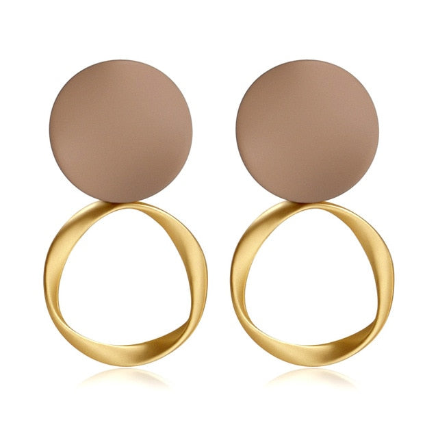 POXAM New Korean Statement Round Earrings For Women Geometric Gold Shell Fluff Dangle Drop Earrings Brincos 2020 Fashion Jewelry
