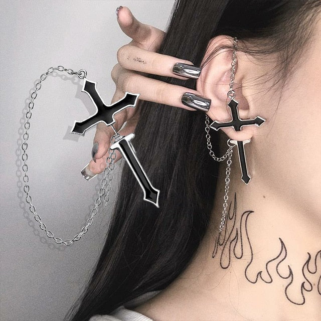 New Fashion Punk Butterfly Clip Earring for Teens Women Men Ear Cuffs Zinc Alloy Cool Jewelry Vintage Retro Chain Earings Metal