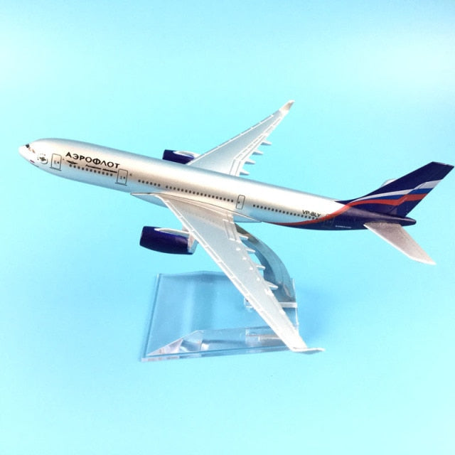 JASON TUTU 16cm Russia Siberia S7 Airlines Airbus A320 Plane Model Airplane Aircraft Model Diecast Metal 1:400 scale Planes