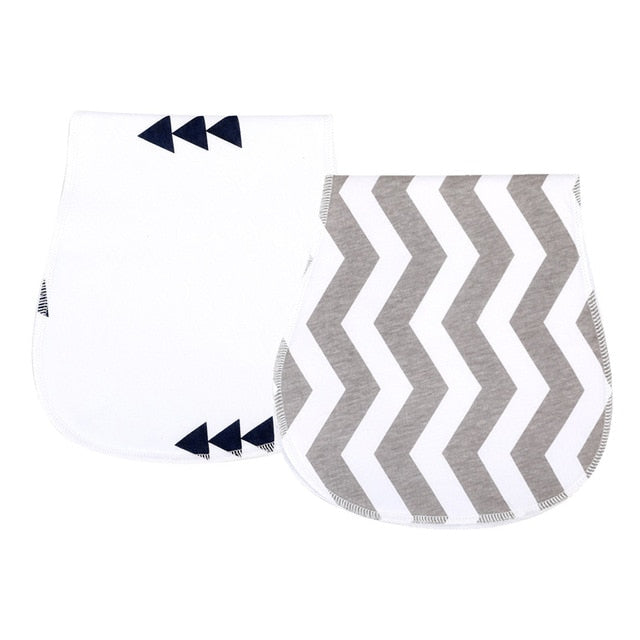 2Pcs/Lot Burp Cloth Organic Cotton Absorbent Towel Soft Comfortable Baby Burp Cloths Wholesale Fashionable Burp Cloth Boy Bibs